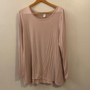 Old Navy luxe T-shirt - Size L